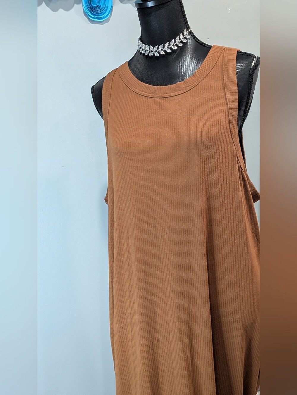 Banana Republic Brown Ribbed Sleeveless Maxi Dress - Picture 4 of 7